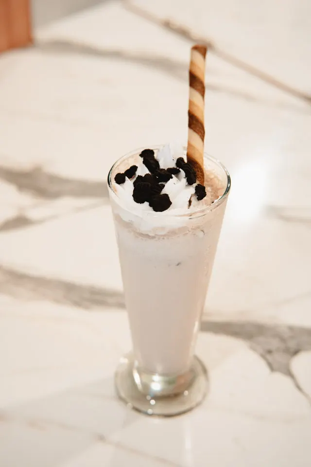 Cookies & Cream Frappe